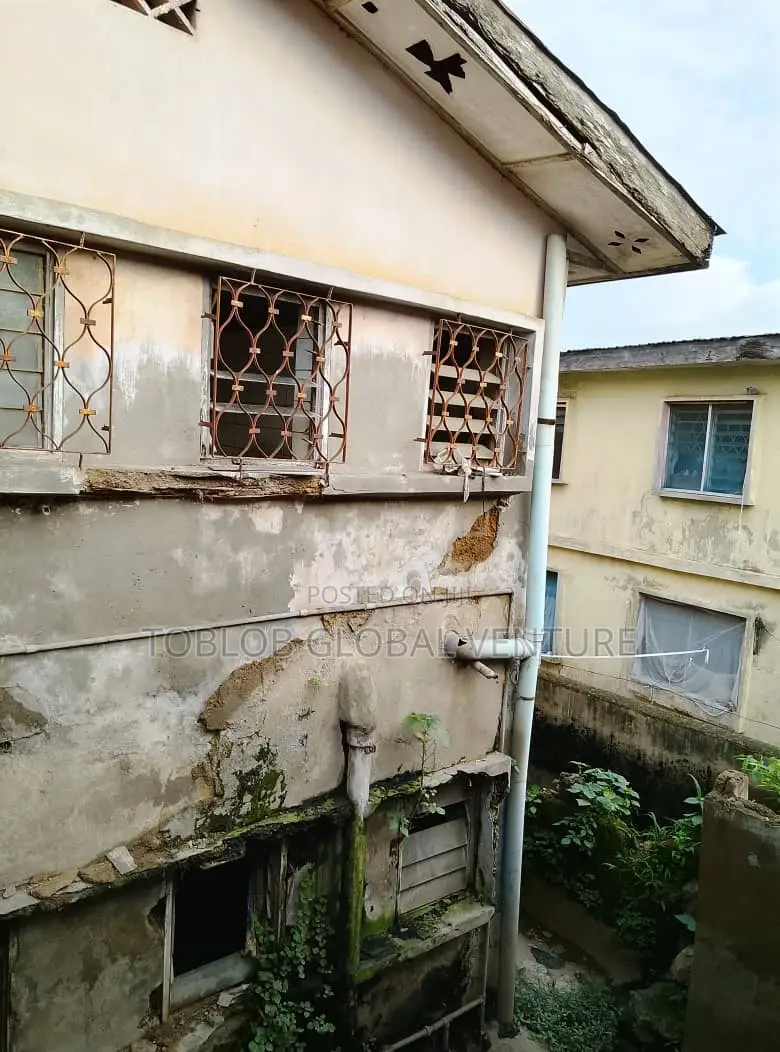 6bdrm House in CHallenge / Ibadan for sale in CHallenge / Ibadan