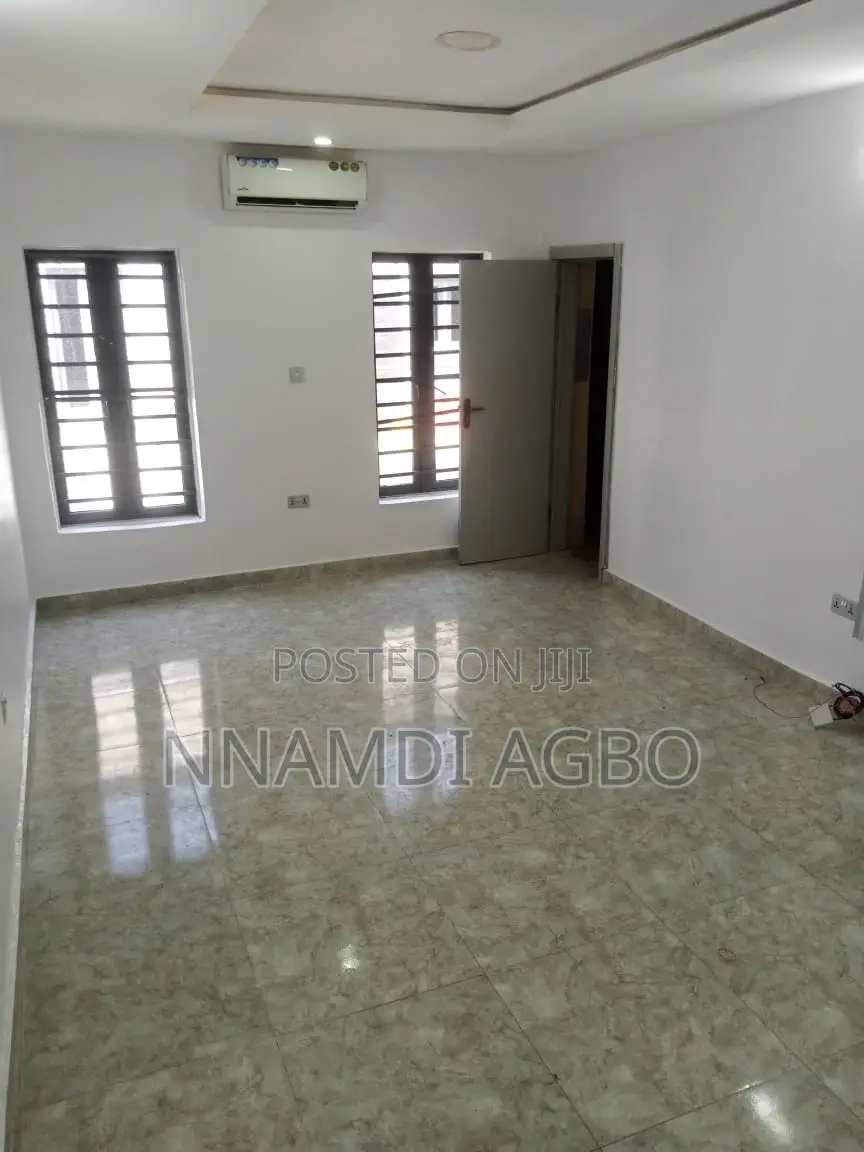 2bdrm Apartment in Chevron for rent in Chevron