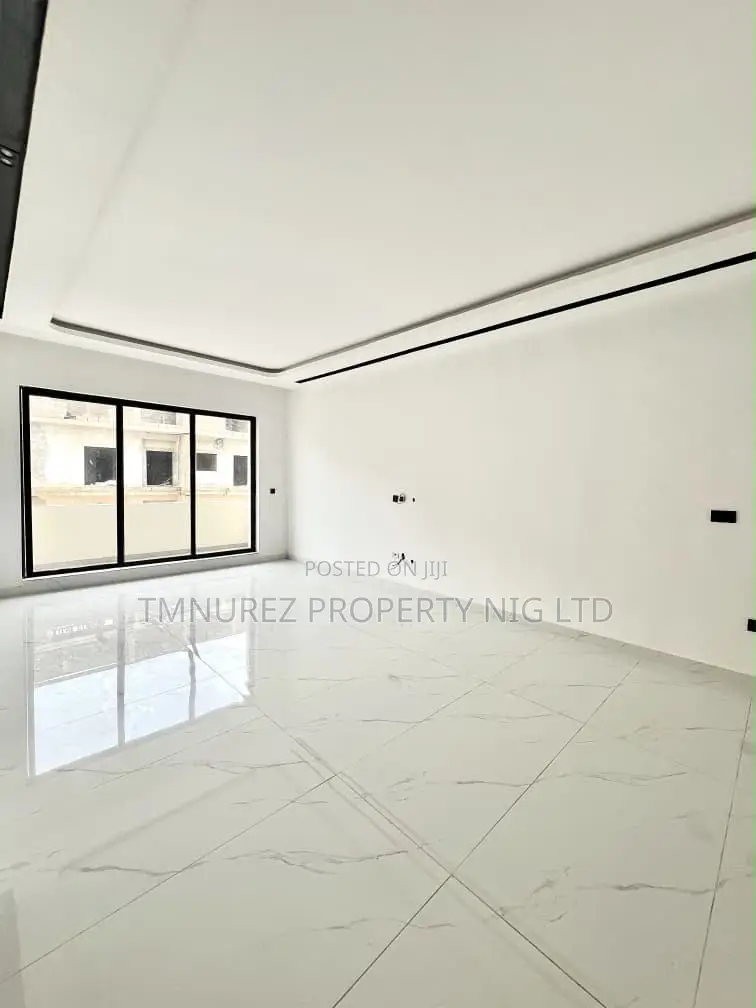 2bdrm Apartment in Lekki Phase 1 for sale in Lekki Phase 1