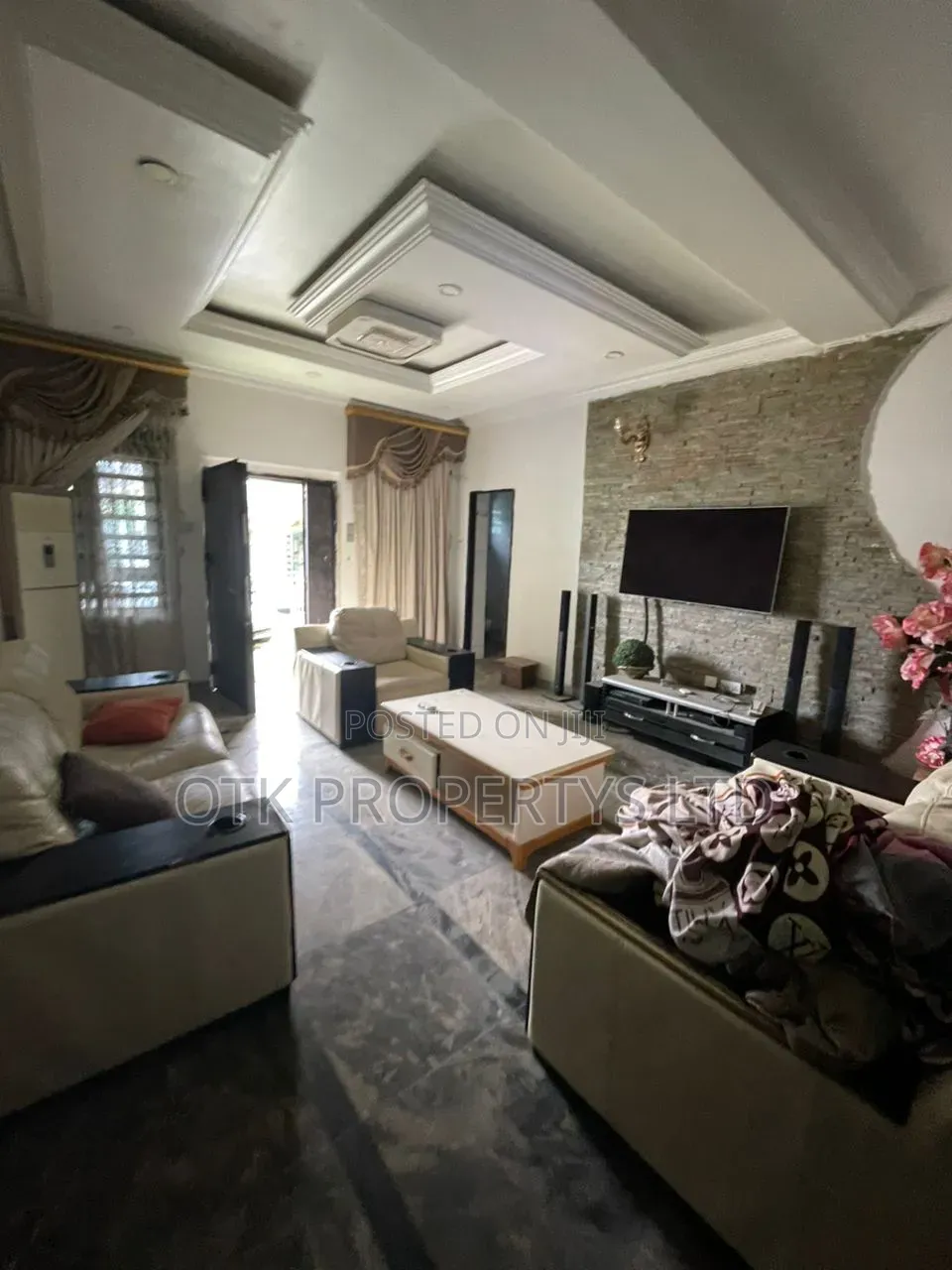 4bdrm Duplex in Fo1, Kubwa for rent in Kubwa