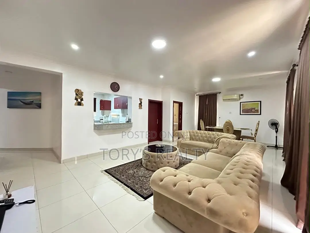 Furnished 3bdrm Penthouse in Chevron for rent in Chevron