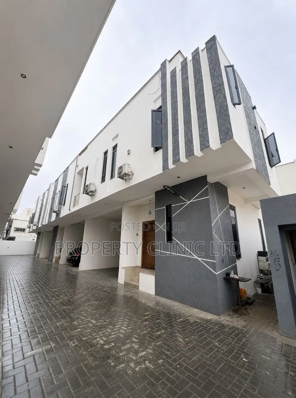 3bdrm Apartment in Lekki Phase 1 for rent in Lekki Phase 1