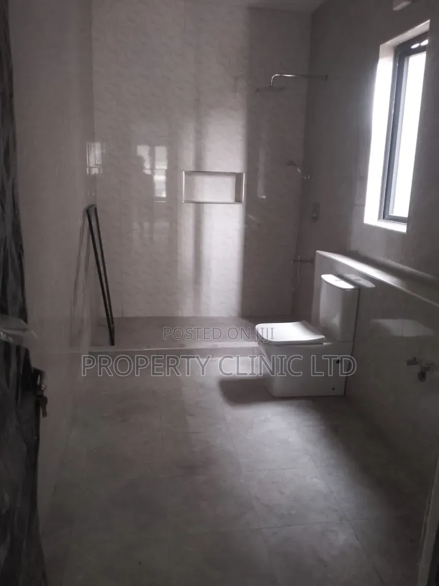3bdrm Apartment in Lekki Phase 1 for sale in Lekki Phase 1
