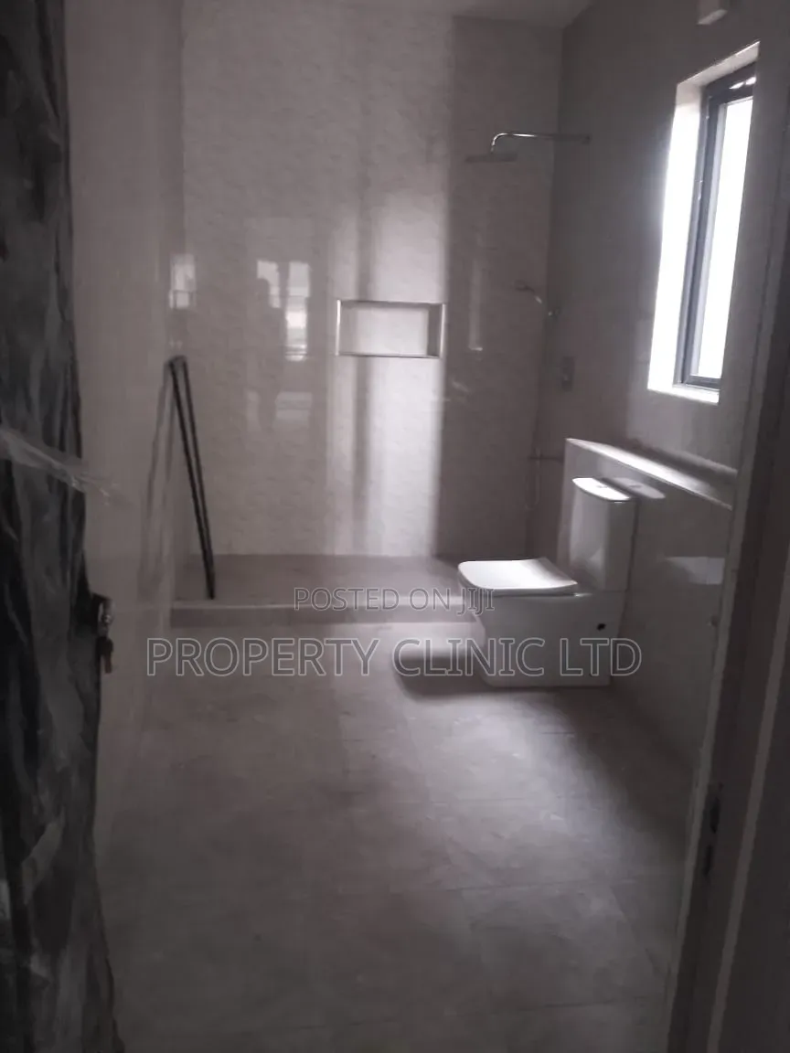 3bdrm Apartment in Lekki Phase 1 for sale in Lekki Phase 1