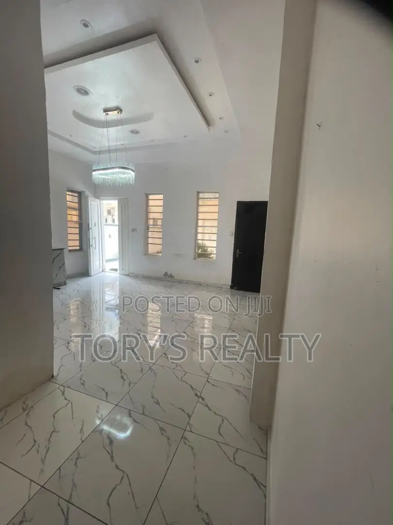 Studio Apartment in Grace Court, Royal, Lekki Expressway for rent in Lekki Expressway