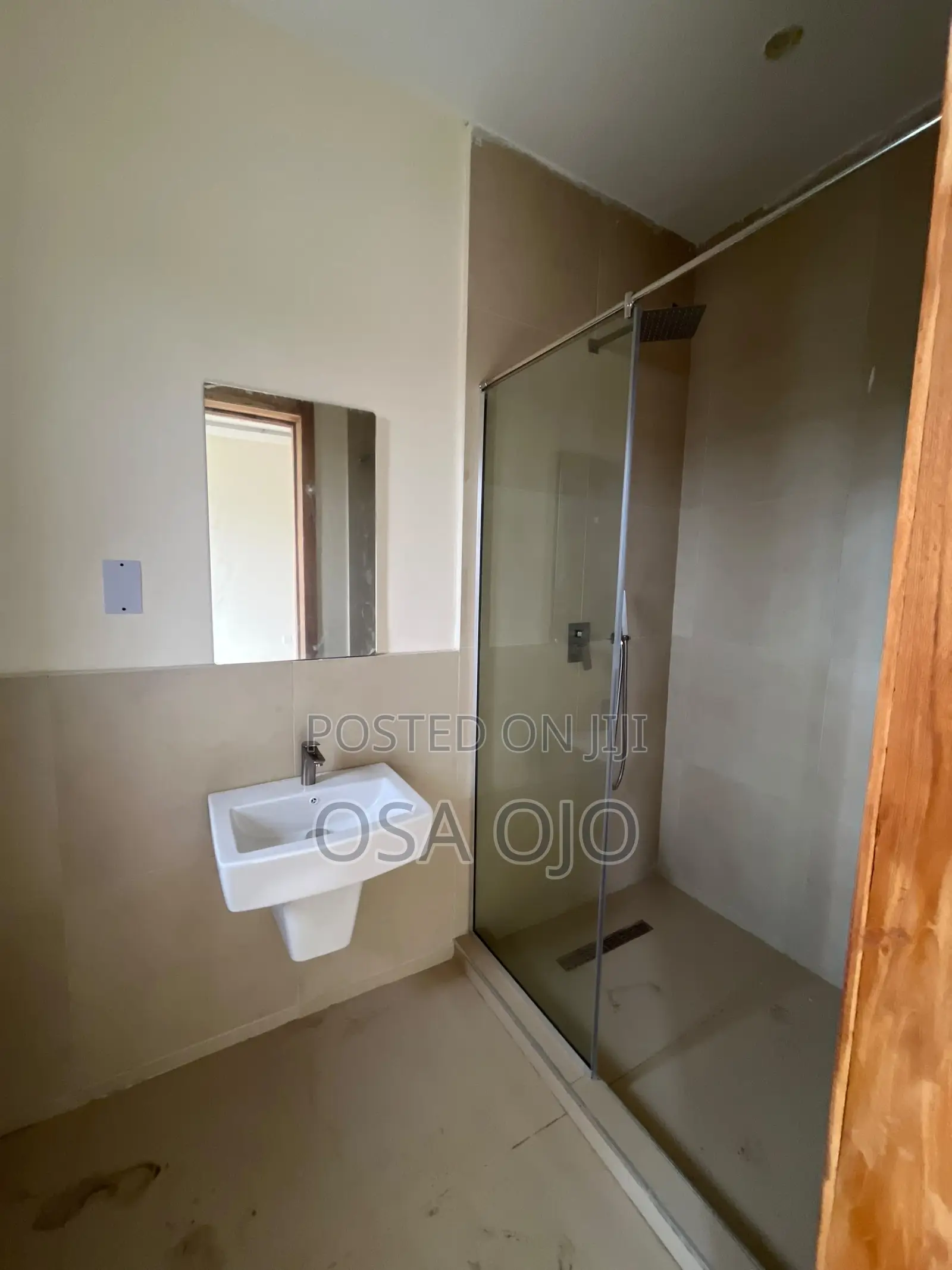 1bdrm Apartment in Kafsa Apartments, Adeola Odeku for rent in Adeola Odeku