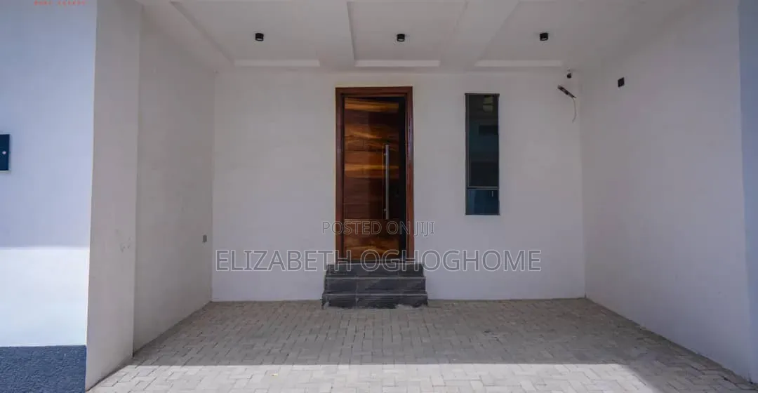 5bdrm Duplex in Ado / Ajah for sale in Ado / Ajah