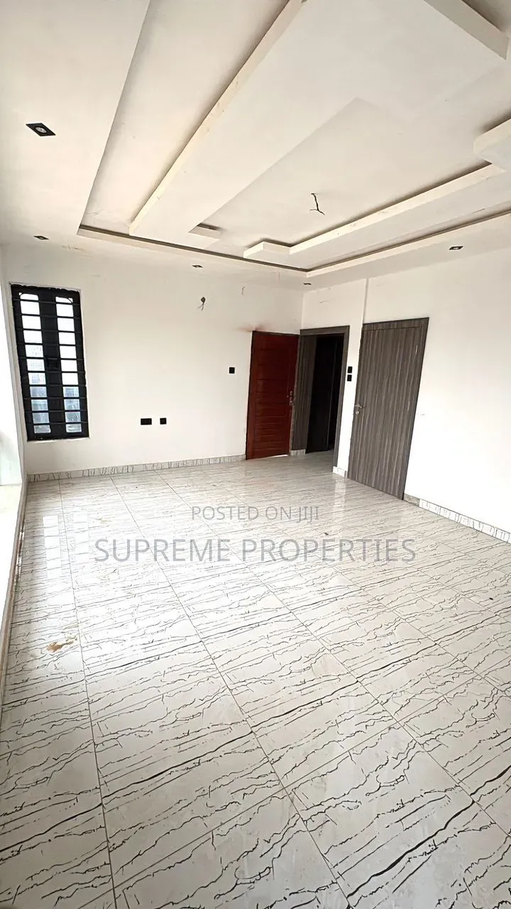4bdrm Duplex in Ring Road G.R.A, Ibadan for sale in Ibadan