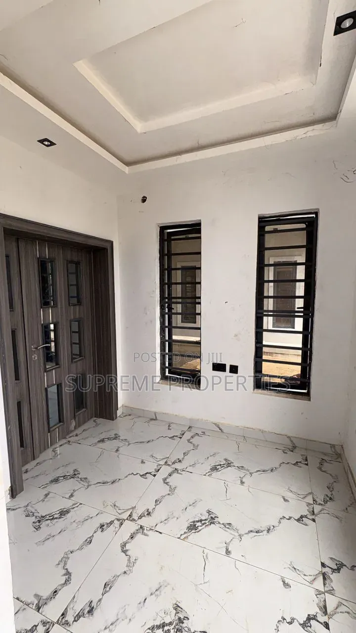 4bdrm Duplex in Ring Road G.R.A, Ibadan for sale in Ibadan