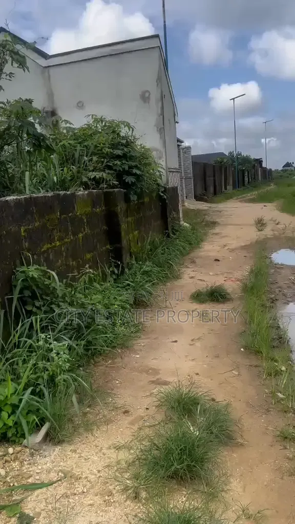One Plot of Land for Sake at SARS Road Ph in Rukpokwu