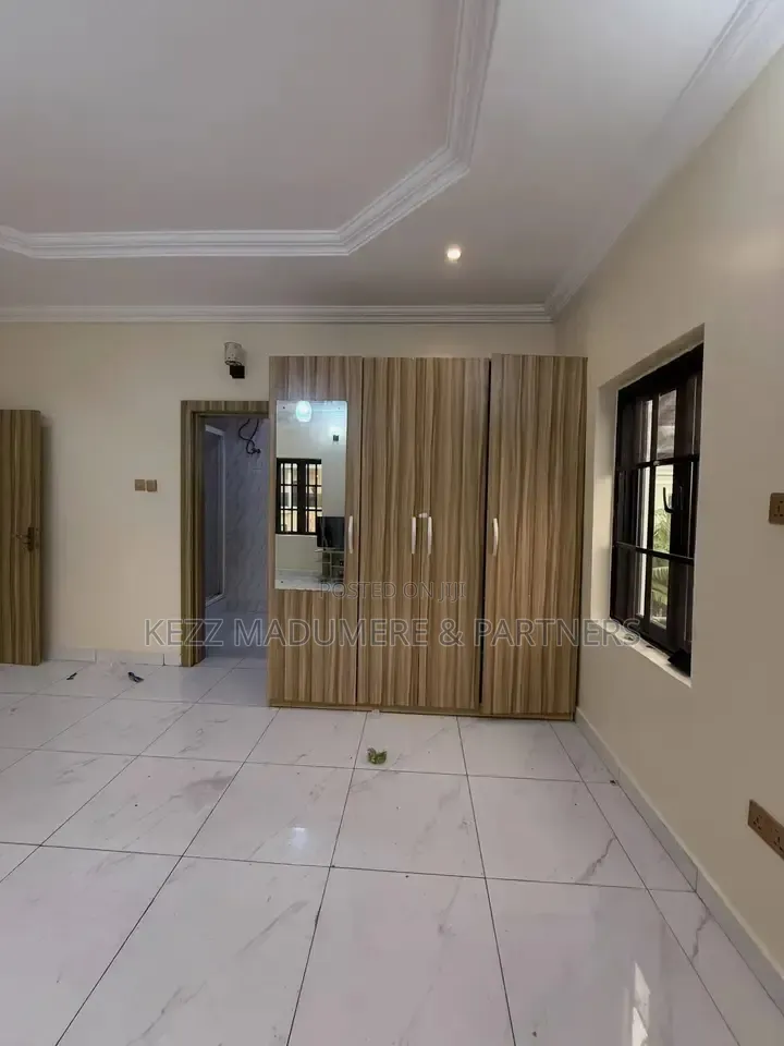 4bdrm Duplex in Dr Peter Odili Trans for sale in Trans Amadi