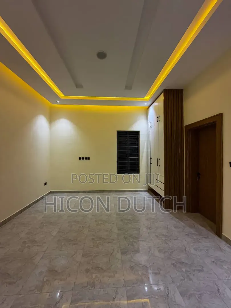 7bdrm Duplex in Efab Metropolis, Karsana for sale in Karsana