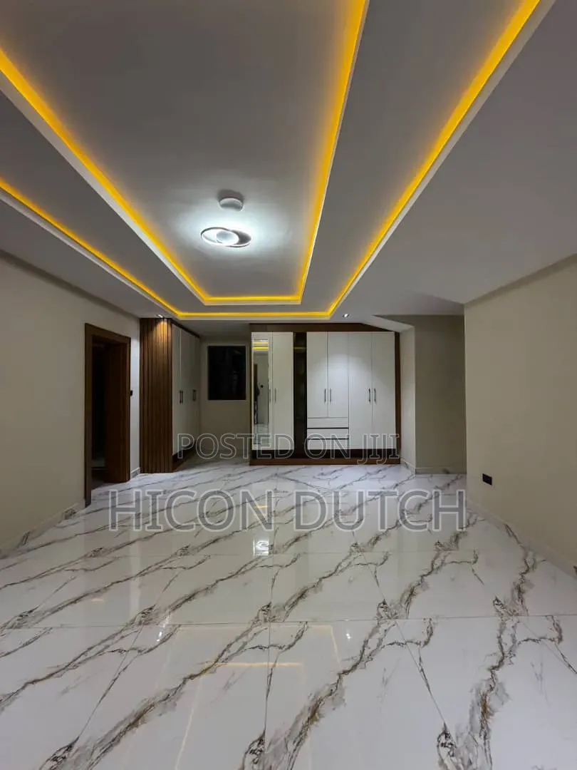 7bdrm Duplex in Efab Metropolis, Karsana for sale in Karsana