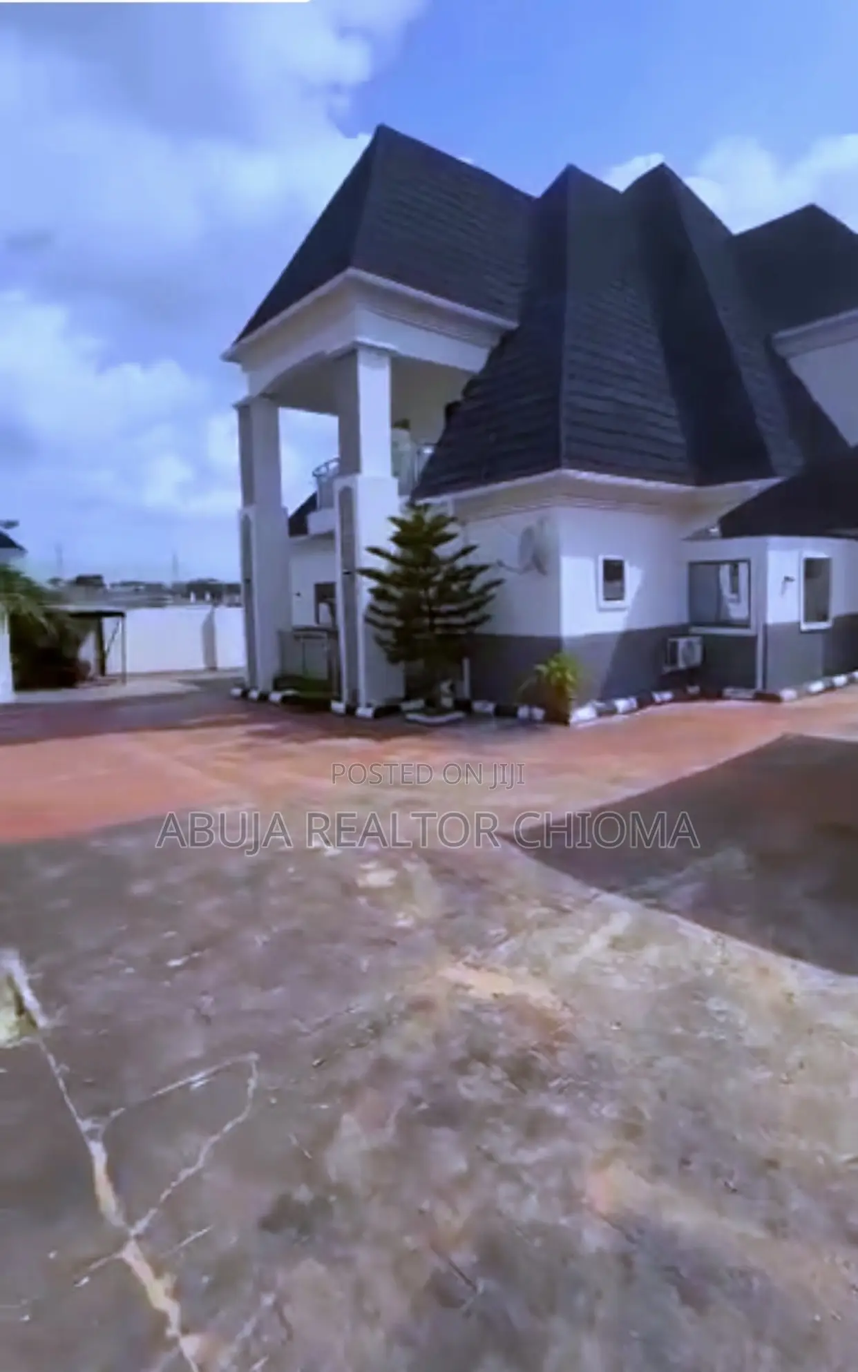 Furnished 4bdrm Duplex in Airport Road, FHA for sale in FHA