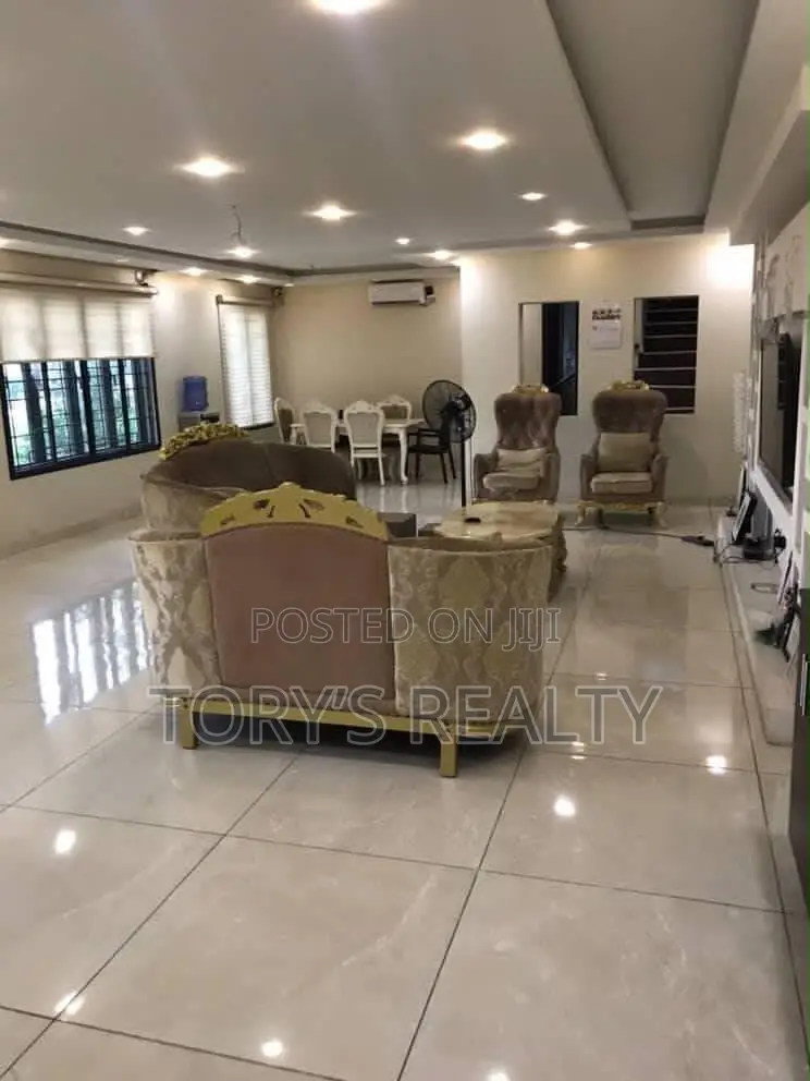 5bdrm Duplex in Ikate for rent in Ikate