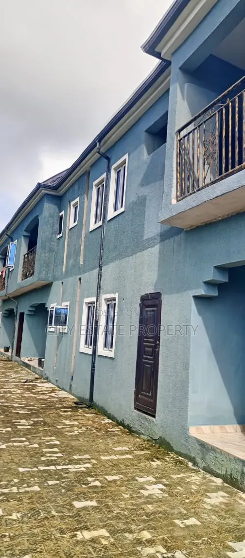 8bdrm Block of Flats in Favour Estate, Rukpokwu for sale in Rukpokwu