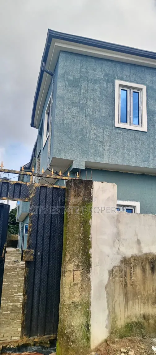 8bdrm Block of Flats in Favour Estate, Rukpokwu for sale in Rukpokwu