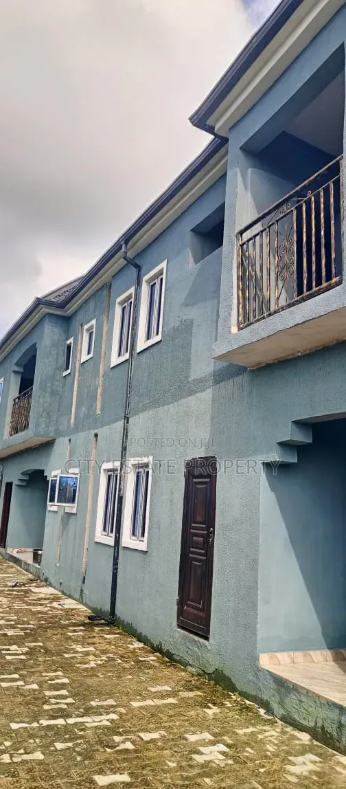 8bdrm Block of Flats in Favour Estate, Rukpokwu for sale in Rukpokwu