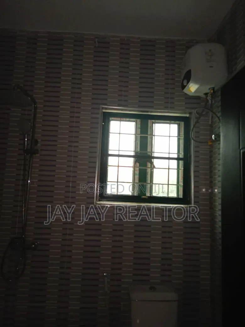 Furnished 3bdrm Townhouse / Terrace in Apo Resettlement for rent in Apo Resettlement