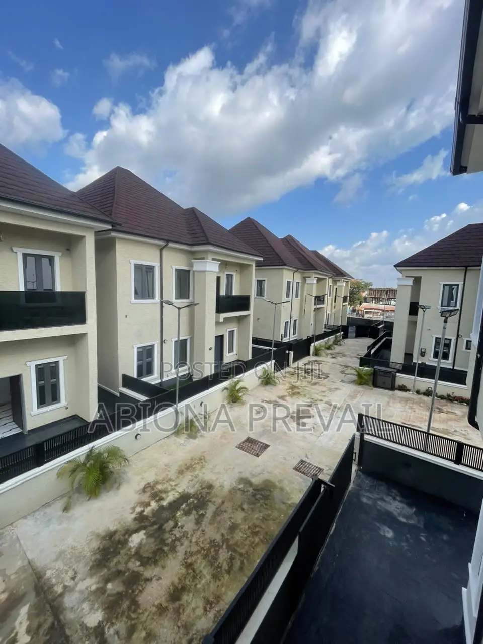 4bdrm Duplex in Mini Estate, Gaduwa for sale in Gaduwa