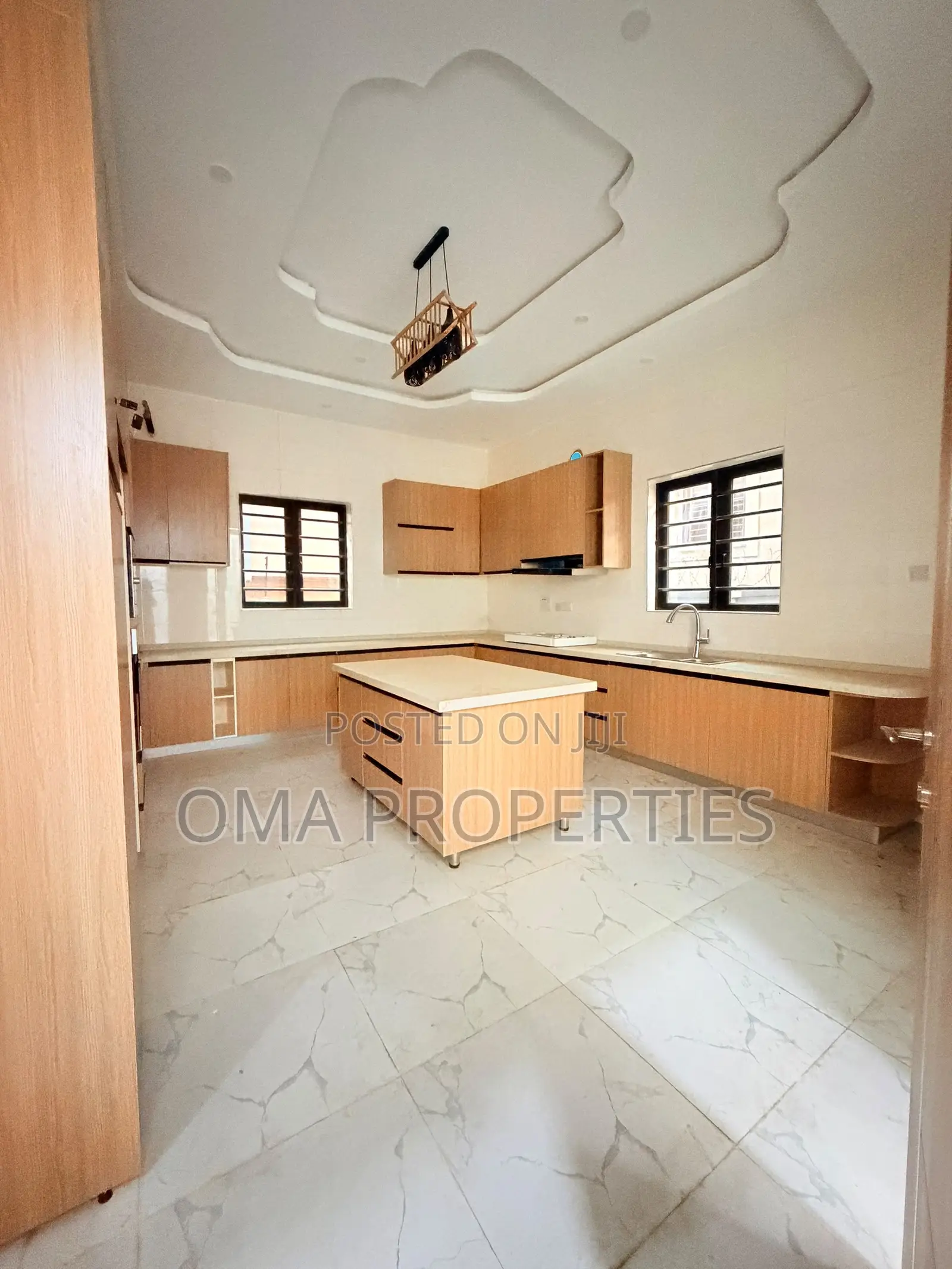 Furnished 5bdrm House in Magodo for sale in Magodo