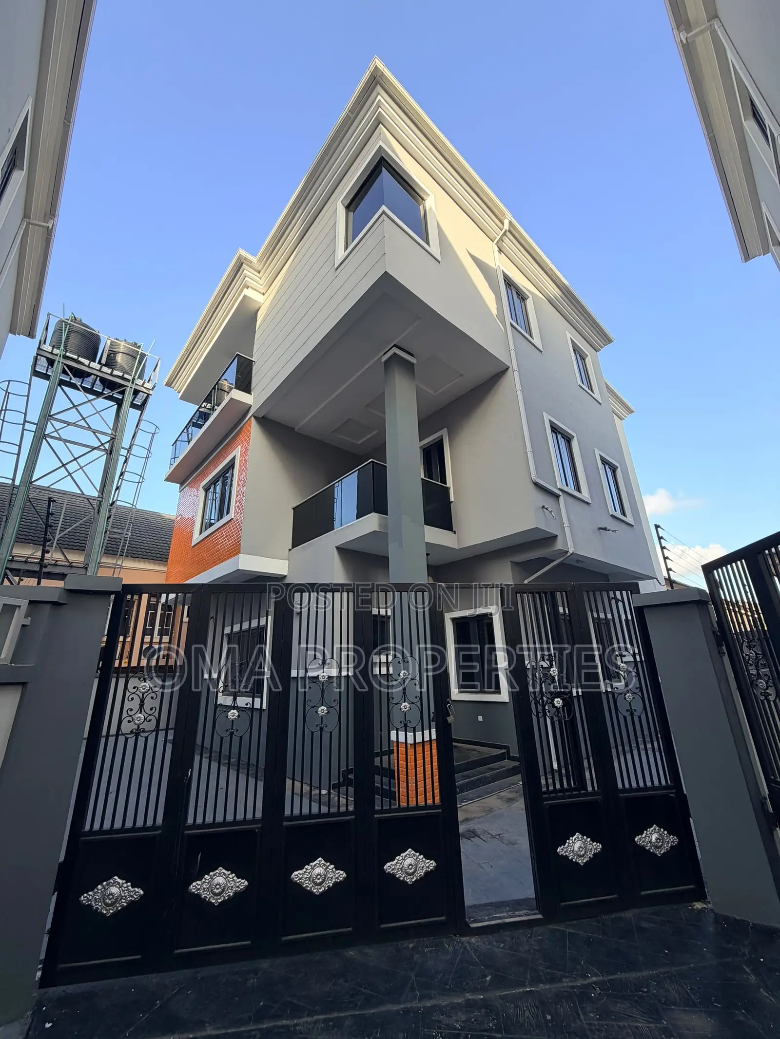 Furnished 5bdrm House in Magodo for sale in Magodo