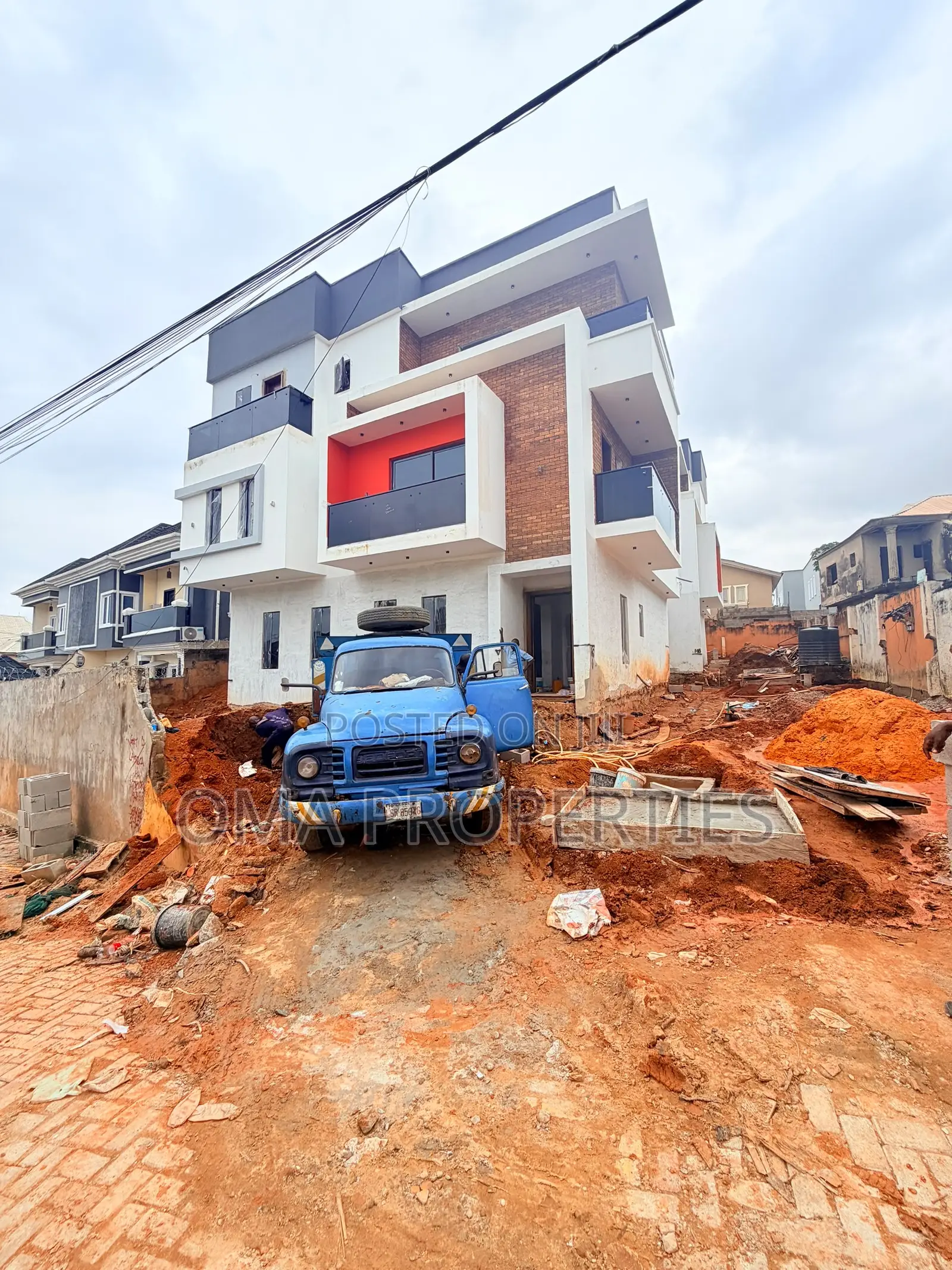 Furnished 5bdrm House in Magodo for sale in Magodo
