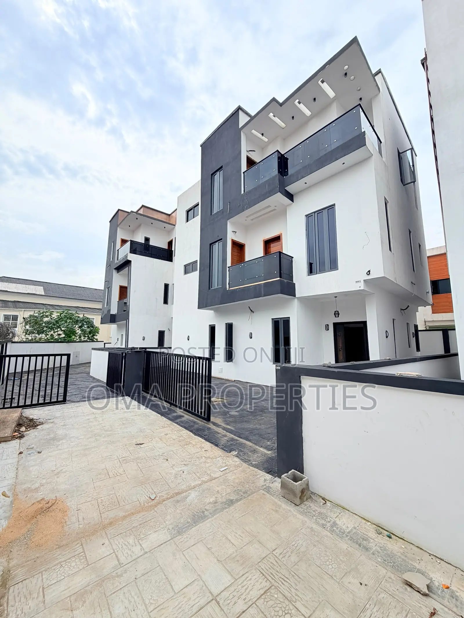 Furnished 4bdrm House in Magodo for sale in Magodo