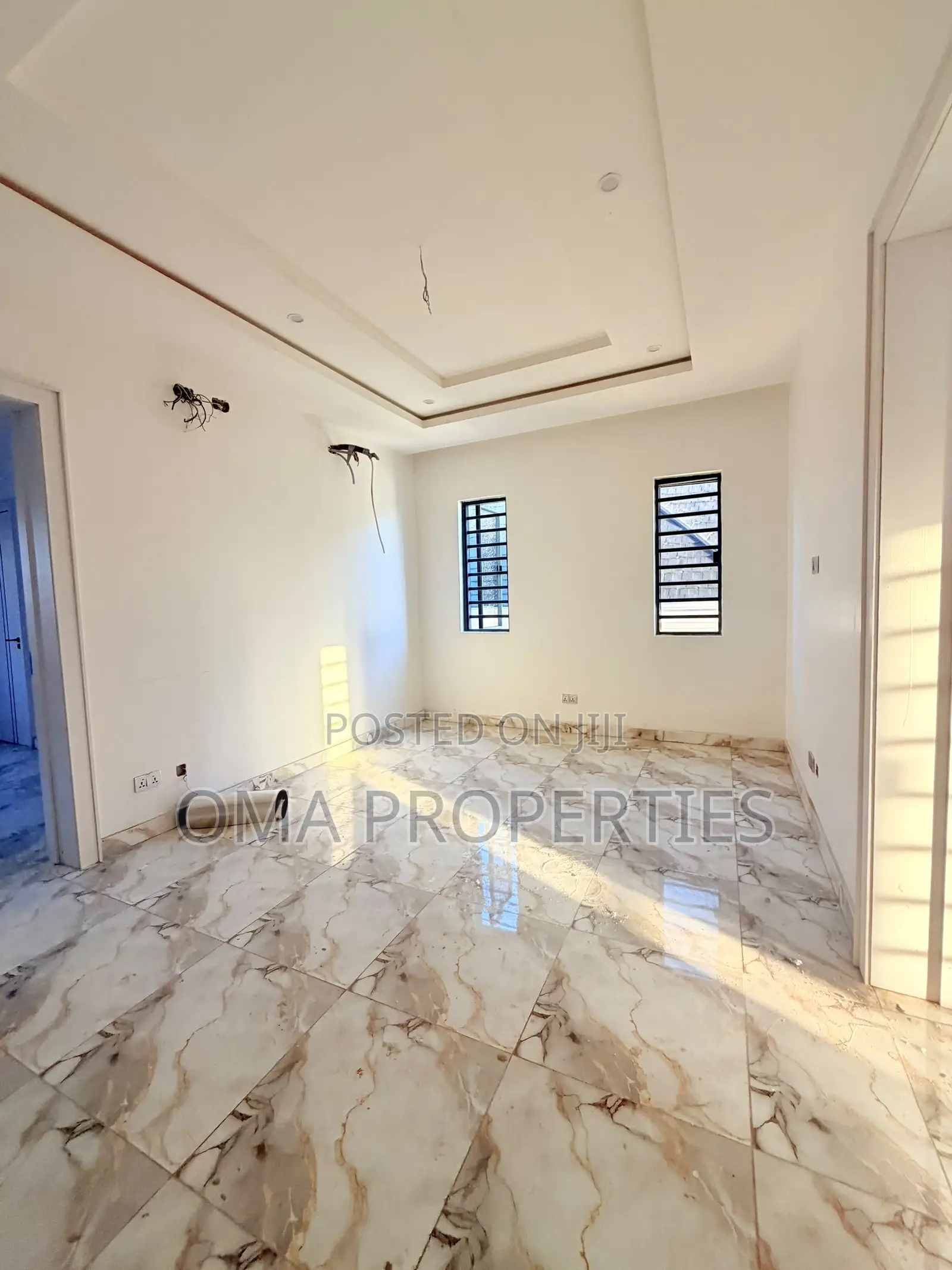 Furnished 4bdrm House in Omole Phase 1 for sale in Omole Phase 1