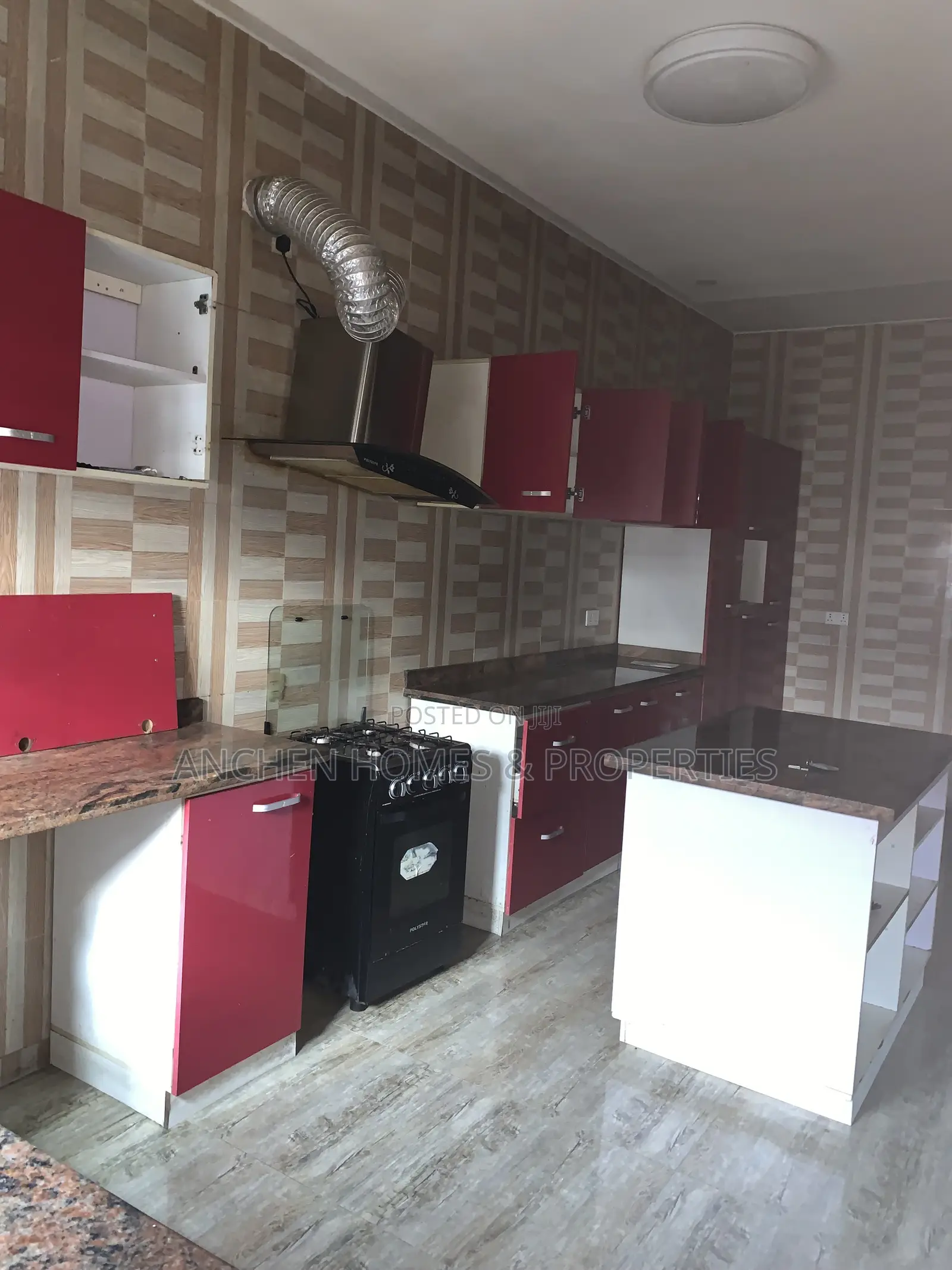 4bdrm Townhouse / Terrace in Zero Flooding Estate for rent in Lekki
