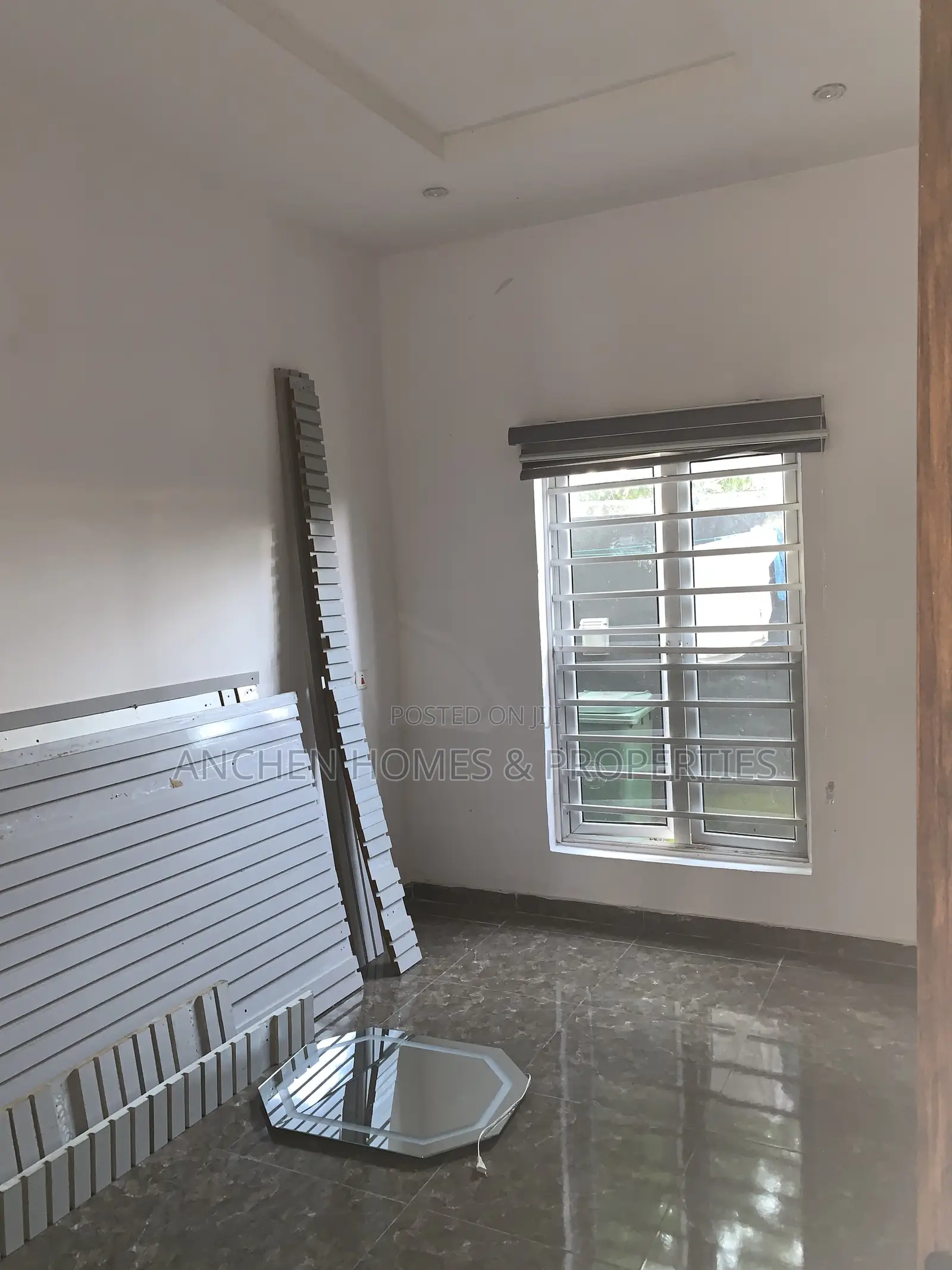 4bdrm Townhouse / Terrace in Zero Flooding Estate for rent in Lekki