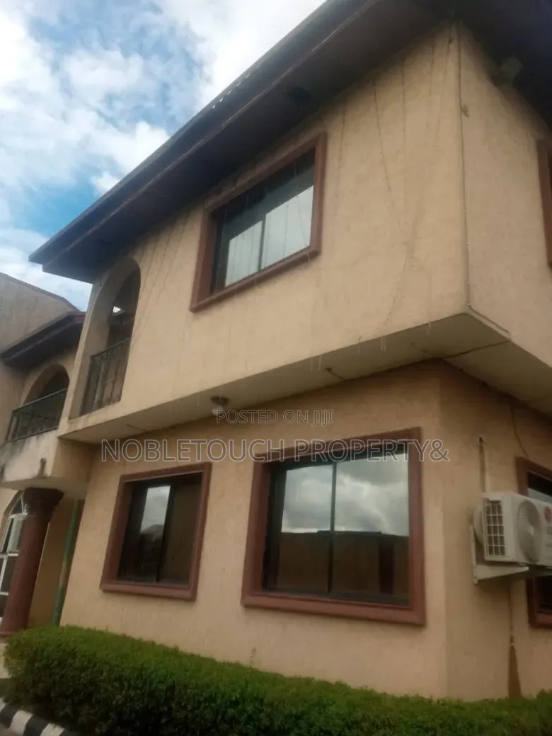 7bdrm Duplex in Ajao Estate By for sale in Ajao Estate