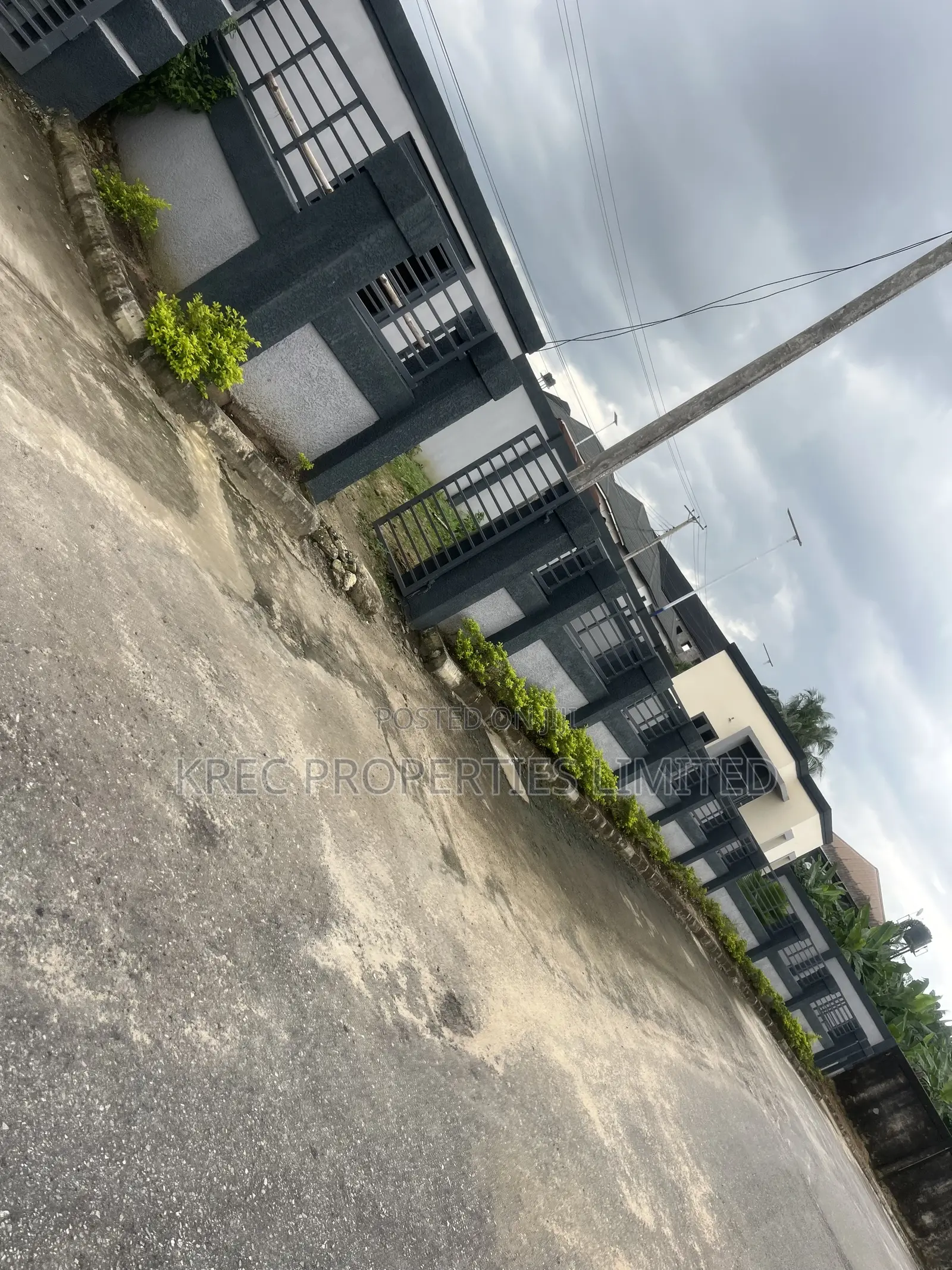 5bedroom Fully Detached Duplex at Rumuodara in Rumuodara