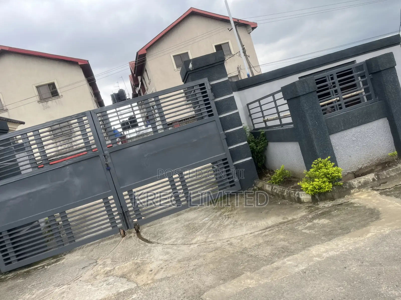 5bedroom Fully Detached Duplex at Rumuodara in Rumuodara