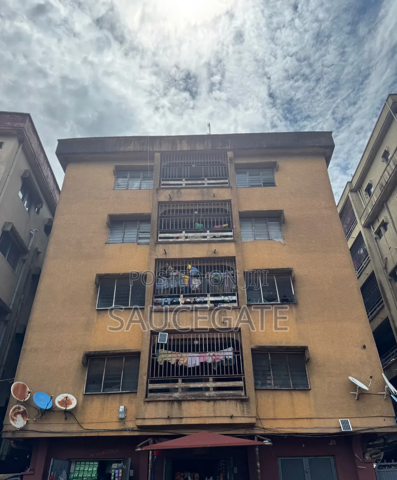 3bdrm Block of Flats in Mkpika Okpoko, Onitsha for sale in Onitsha