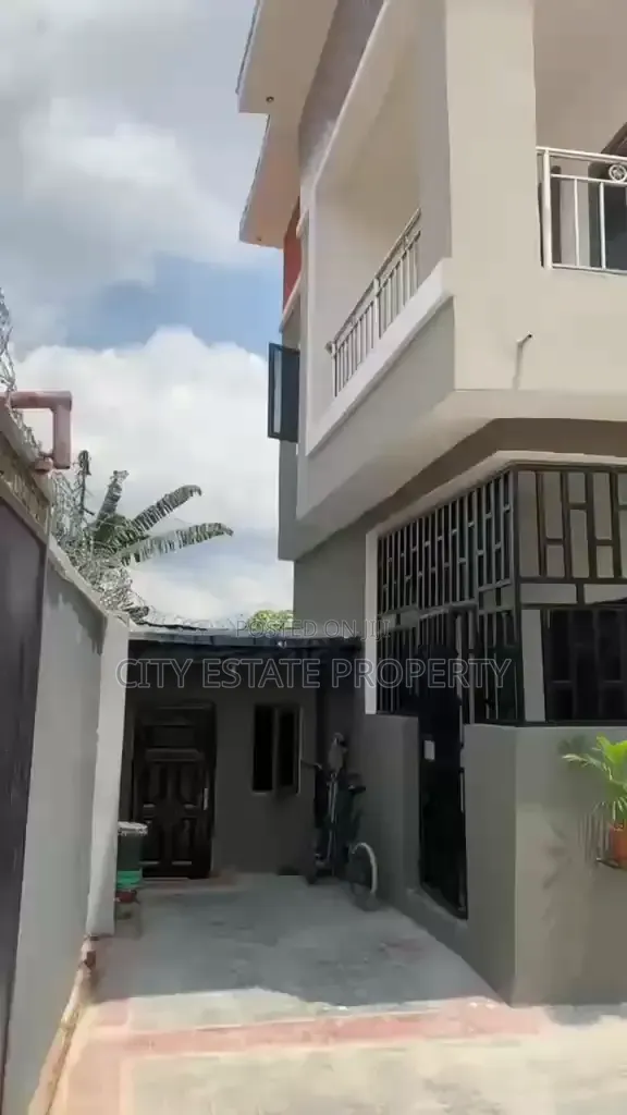 3bdrm Duplex in City Homes, Rumuduru for rent in Rumuduru