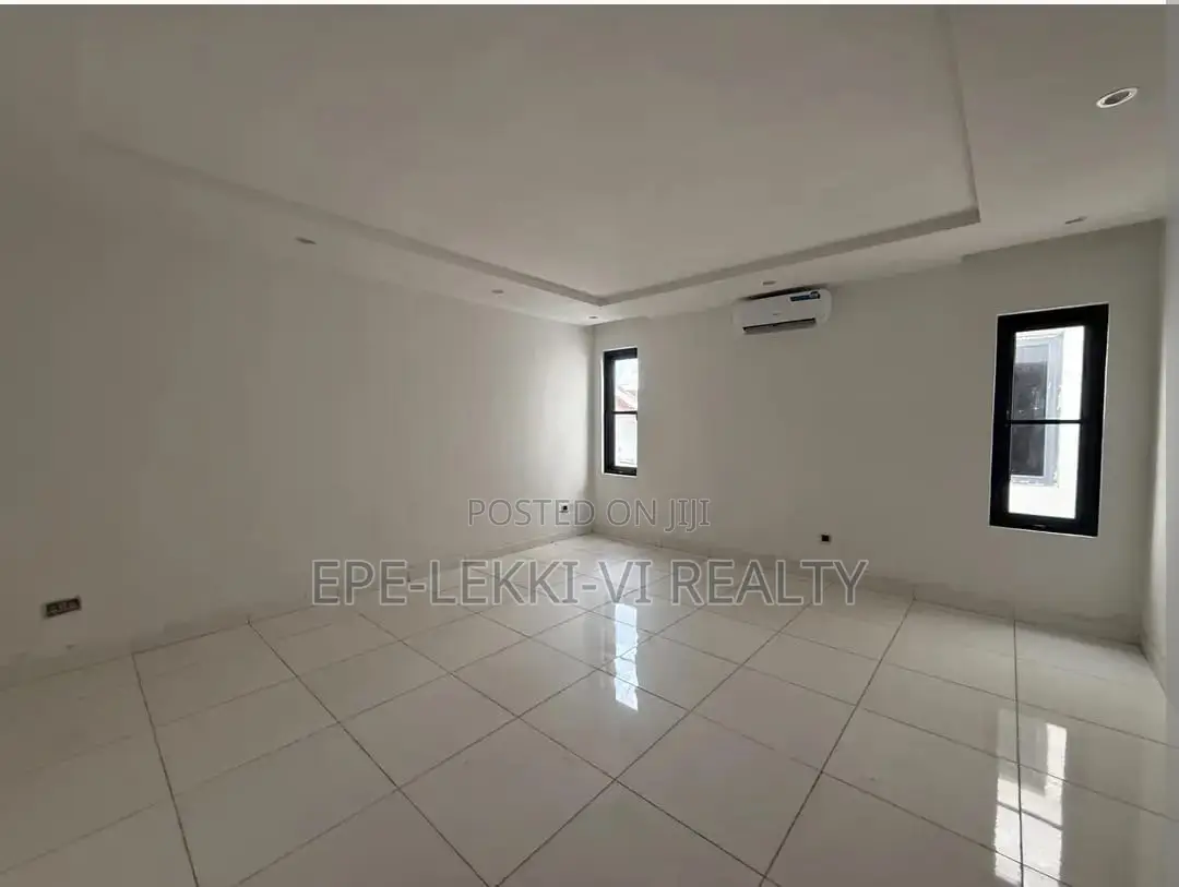 5bdrm Townhouse/Terrace in Ikoyi for sale in Ikoyi