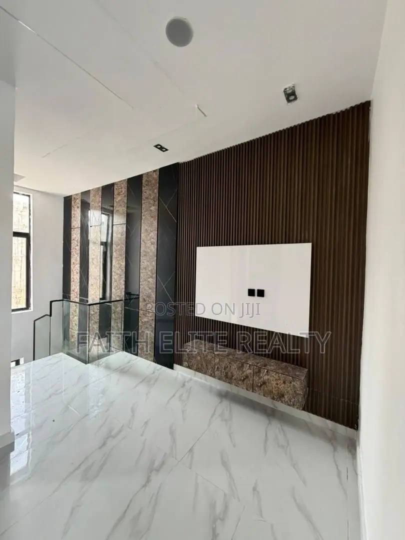 4bdrm Duplex in Lekki Palm City, Ado / Ajah for sale in Ado / Ajah