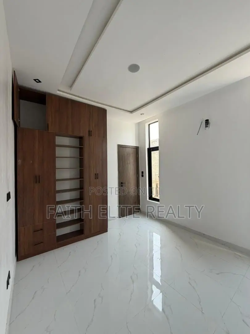 4bdrm Duplex in Lekki Palm City, Ado / Ajah for sale in Ado / Ajah