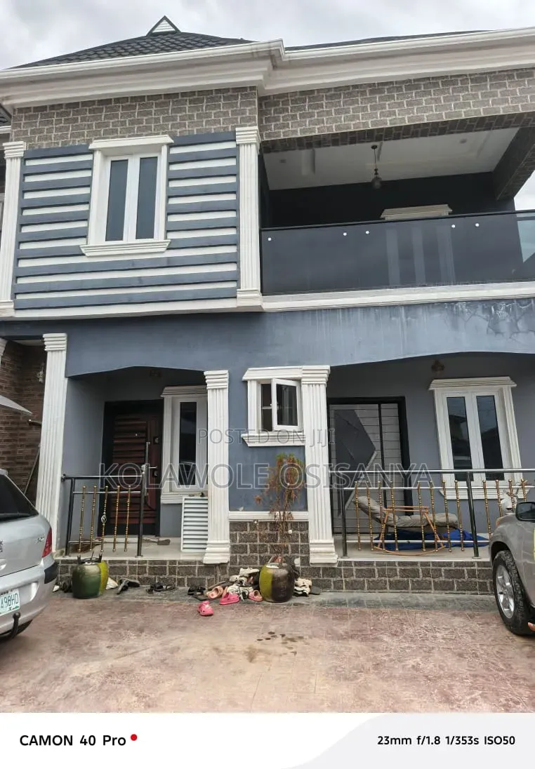 6bdrm Duplex in Ikotun / Ikotun/Igando for sale in Ikotun / Ikotun/Igando