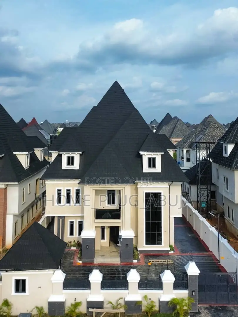 7bdrm Duplex in Efab Metropolis, Gwarinpa for sale in Gwarinpa