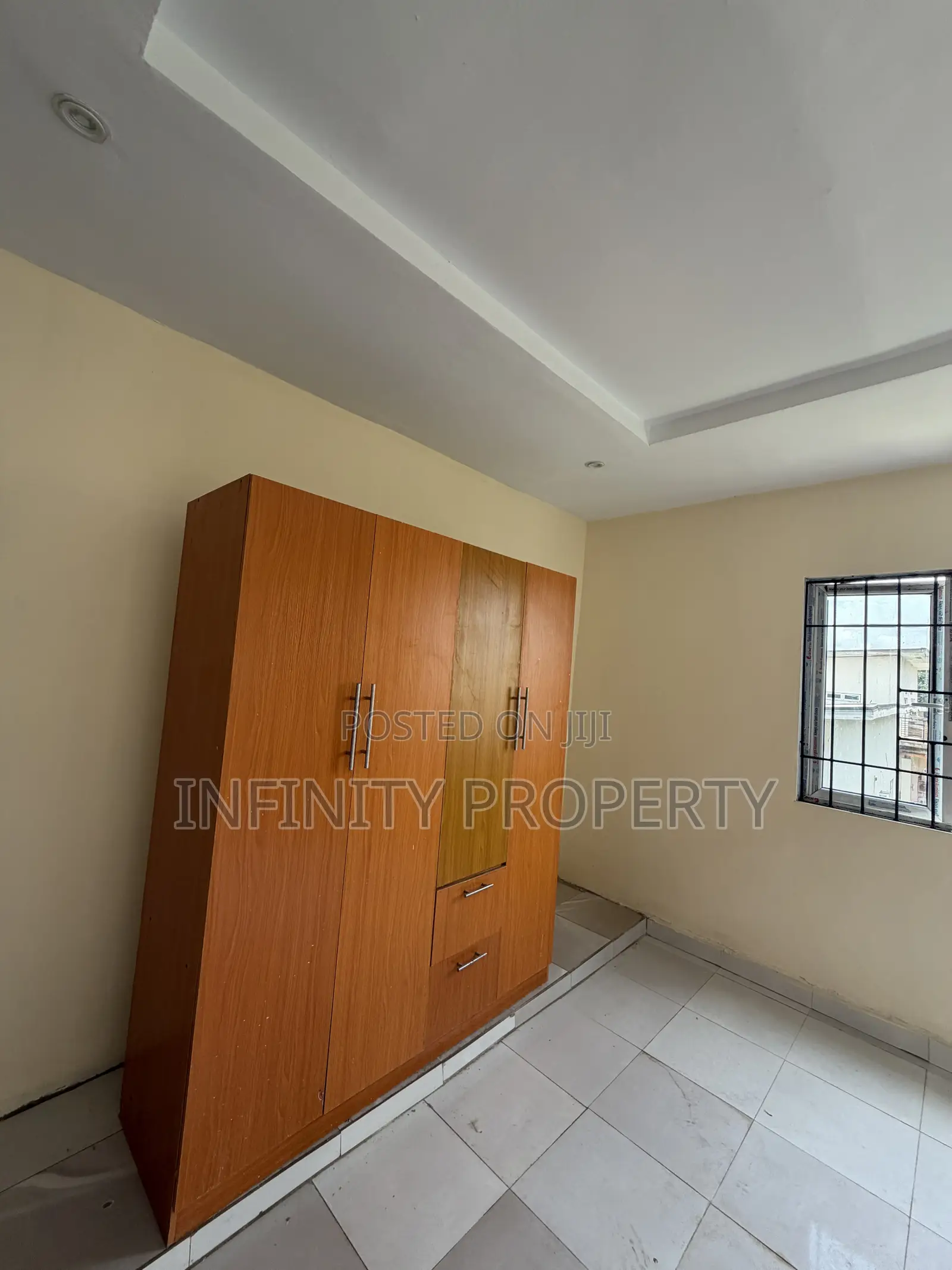 3bdrm Block of Flats in Boundary. Road. G R, Benin City for rent in Benin City