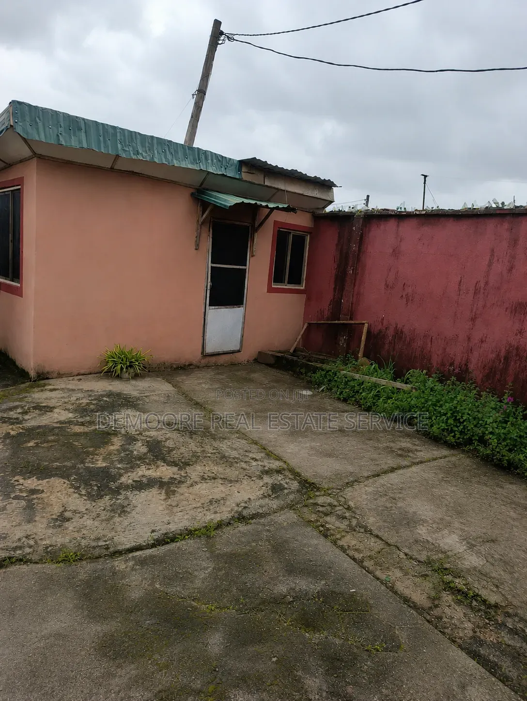 5bdrm Bungalow in Eco Bank, Ejigbo / Ejigbo for sale in Ejigbo / Ejigbo