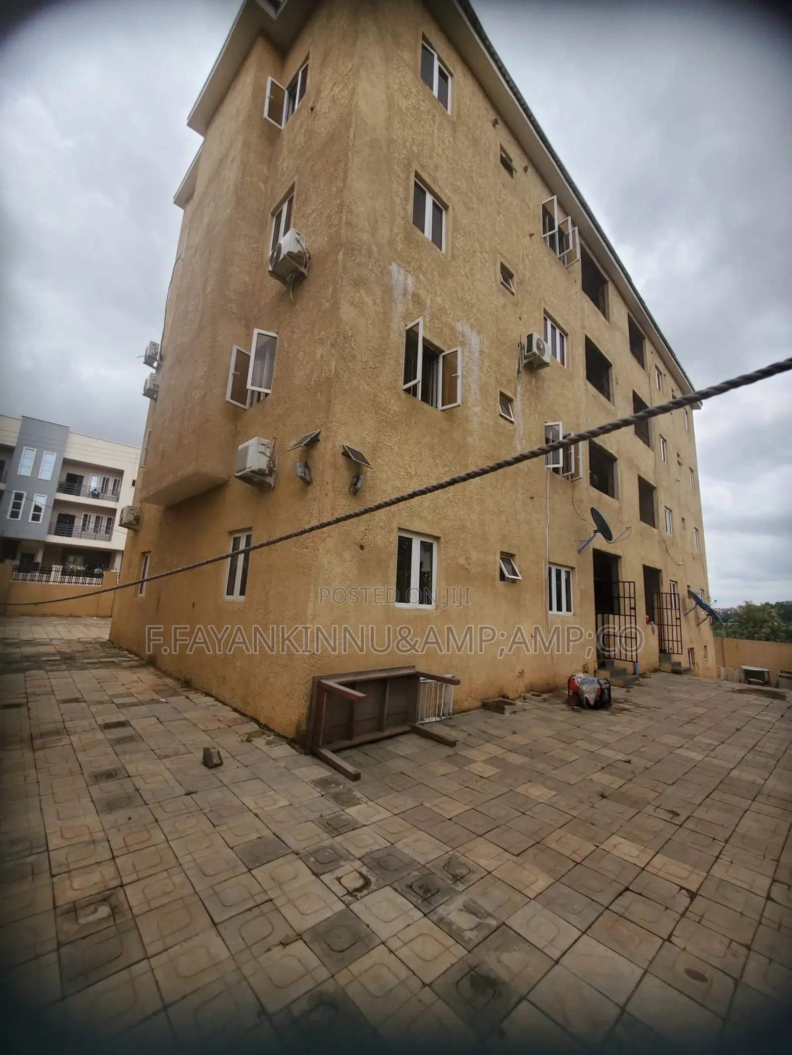 Furnished 2bdrm Block of Flats in Durumi for sale in Durumi