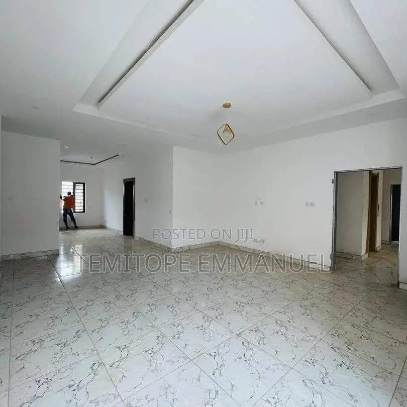 Furnished 20bdrm Apartment in Ikeja GRA for sale in Ikeja GRA