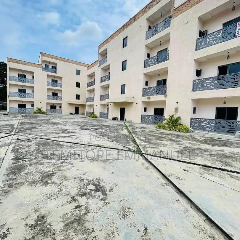 Furnished 20bdrm Apartment in Ikeja GRA for sale in Ikeja GRA