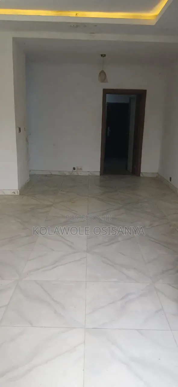 3bdrm Apartment in Pinnork, Lekki Expressway for rent in Lekki Expressway