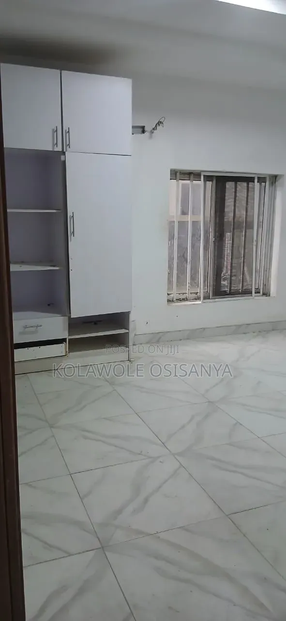 3bdrm Apartment in Pinnork, Lekki Expressway for rent in Lekki Expressway