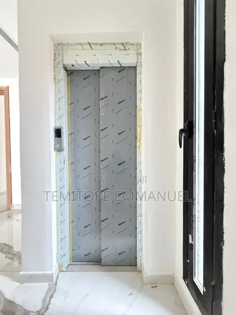 Furnished 4bdrm Duplex in Banana Island for sale in Banana Island