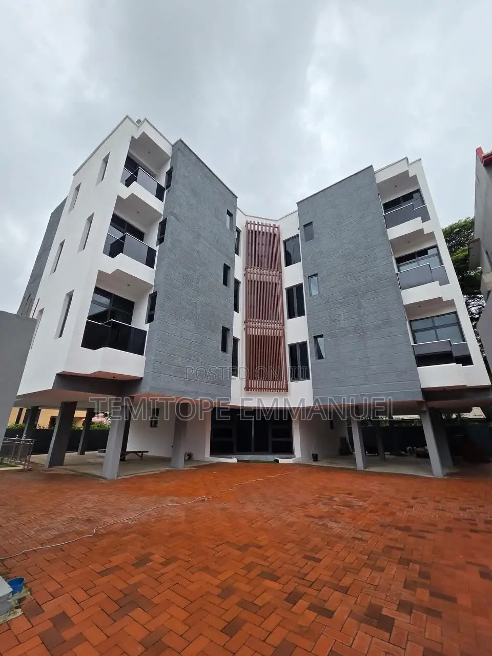 Furnished 3bdrm Apartment in Ikeja GRA for sale in Ikeja GRA